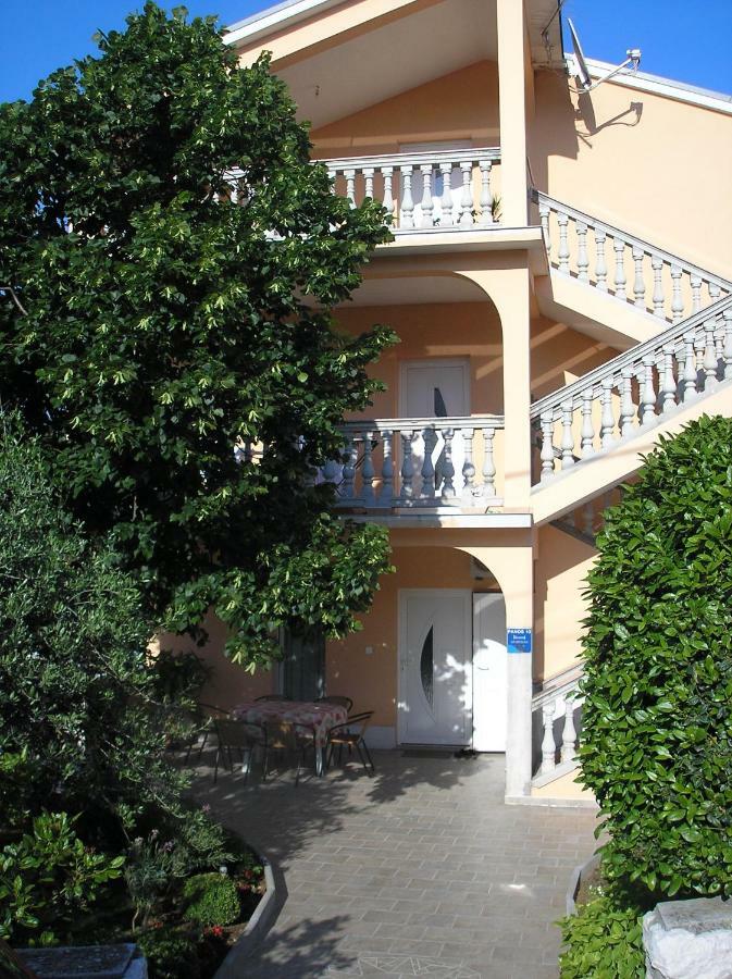 Sara Apartment
